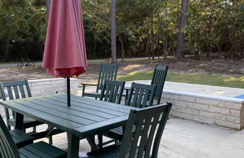 Athens Hotel | REFRESH. Hotel-Style Room on Beautiful Private Campground. Stone 4.