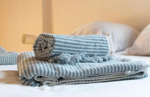 Montelier Apartment | Refuge cosy à Montélier, Wi-Fi rapide, terrasse calme proche Valence