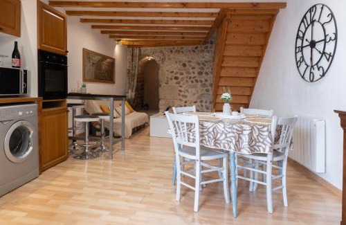 Montelier Apartment | Refuge cosy à Montélier, Wi-Fi rapide, terrasse calme proche Valence
