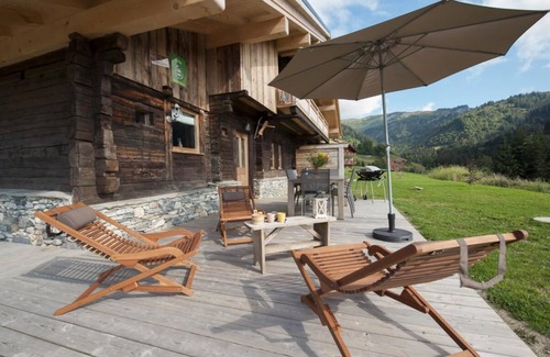 Notre-Dame-de-Bellecombe House | Refuge DES Ptits Loups