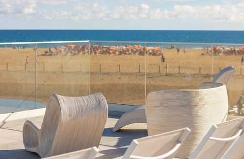 Meloneras House | Refurbished sea front with Jacuzzi in MASPALOMAS