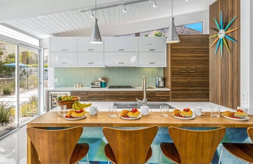 Vista Las Palmas House | REGAL Palm Springs - Palm Springs Paradise: Your Private Poolside Retreat Awaits