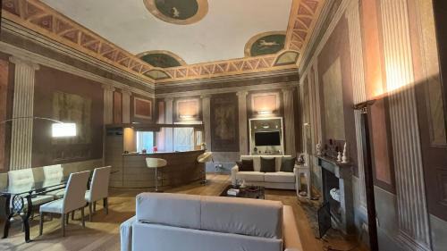Palermo Apartment | Regal Riggio Apartment