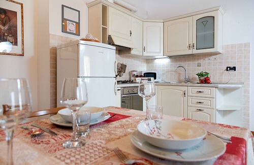 Pacengo Apartment | Regarda - apartment "Eden 2" with lake view, pets allowed