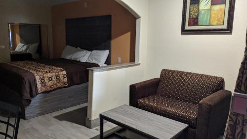 Galena Park Hotel | Regency Inn and Suites Galena Park