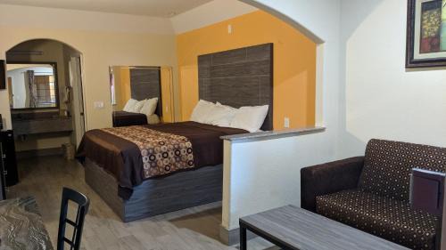 Galena Park Hotel | Regency Inn and Suites Galena Park