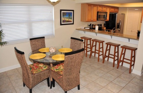 Pensacola Beach Condo | Regency Towers #208W, beach chairs, umbrellas, new leather couches!