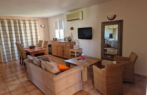 L'Ile-Rousse Apartment | Regina, apartment in 4-star Arena Bianca villa, pool, close to the sea