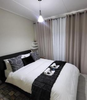 Greater Johannesburg Metropolitan Area Apartment | Regio Residence #where luxury meets comfort!