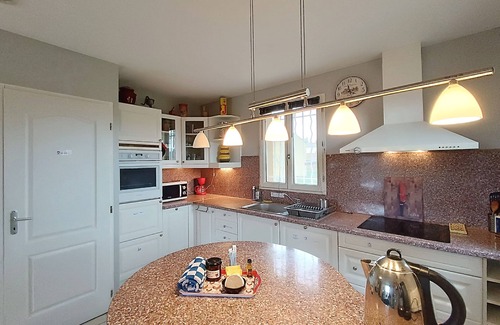 Regusse House | Régusse - Provence, Verdon color !n2 bedrooms house with large gardenn