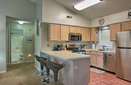 Plantations East Condo | Rehoboth/Lewes/Dewey Condo w/Porch - 15 Mins From Beach!