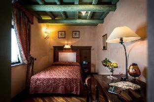Castelbuono House | Relais Abbazia Santa Anastasia Resort & Winery