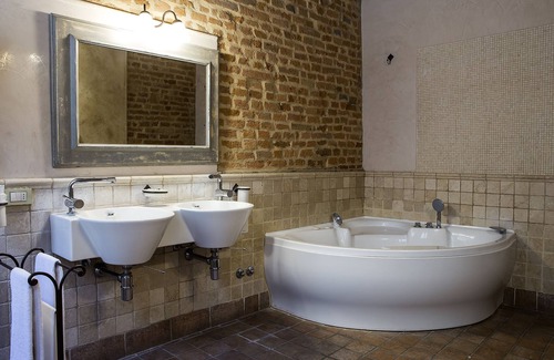 Cadeo Hotel | Relais Cascina Scottina