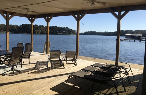 Tyler House | Relax and enjoy the incredible views