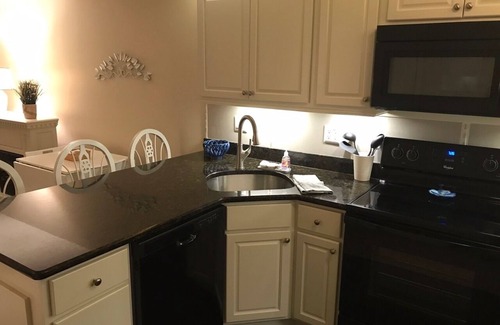 Ogunquit Condo | Relax and get away! Beautiful upscale condo with pool near OGT Village and Beach