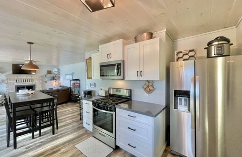 Deer River Cabin | Relax and recharge! Cabin on a tranquil bay on Deer Lake is a perfect get away!