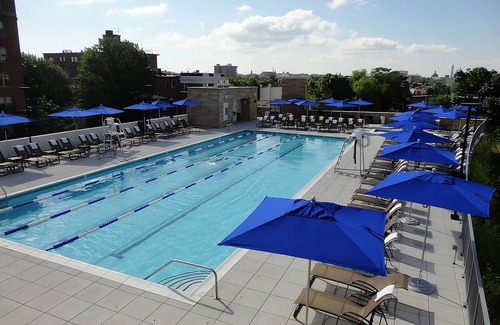 Dupont Circle Hotel | Relax and Recharge! Outdoor Pool, Pet-friendly!