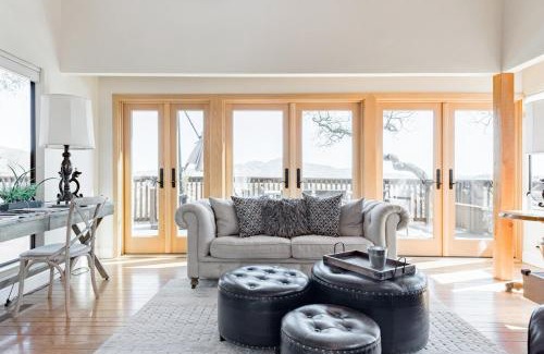 Lafayette House | Relax and Rejuvenate- Lafayette Treehouse with Cave Spa, Waterfall, and Incredible Views