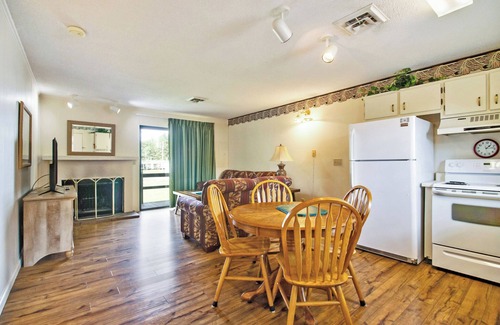 Lake Tansi Condo | Relax and Rejuvenate at Lake Tansi 1BR