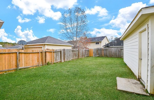 Conroe House | Relax and Unwind at Our 7BR Oasis!