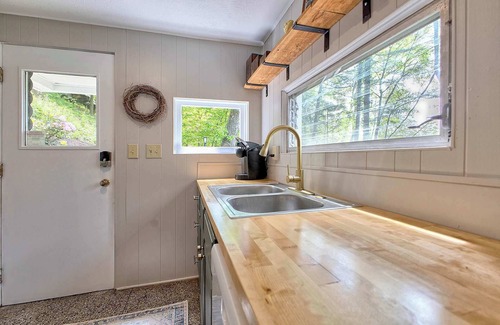 Ligonier Cabin | Relax and Unwind - Bird Creek Cottage at Cliffwood