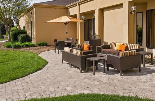 University Place Resort | Relax and Unwind! Pet-Friendly Property! Outdoor Pool, Onsite Parking!
