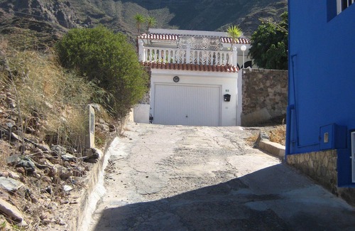 Mogan Apartment | Relax as a couple on the large terrace, view of the mountains, Wi-Fi
