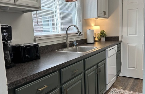 Allen Park House | Relax at Gypsy Sands - your home away from home