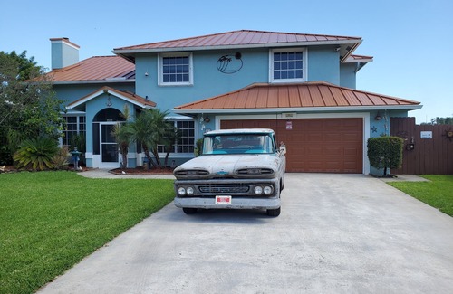 Boynton Beach House | Relax at My Pool Home Watch the boats go by 6 Min to the Beach Read the Reviews