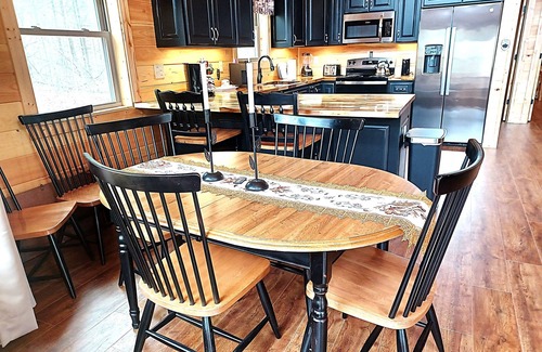 Unaka Cabin | Relax at The Eagle's Glen