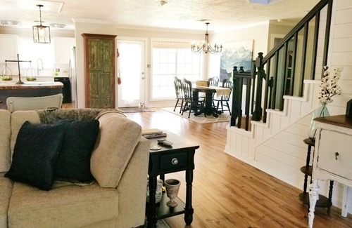 Ragley House | Relax at The Ragley Rendevous - Peaceful country home close to Coushatta Casino