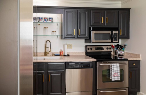 Oxford House | Relax at The Roxie or Walk to the Ole Miss campus!