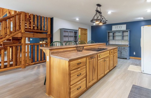 Big Creek House | Relax at Windsor Cove Norris Lake - 7 BR, 4,700 Sq ft, 2 Story Dock, Fire Pit
