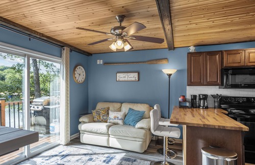 Sunrise Beach Condo | Relax Away Bay 5 - Quiet Waterfront Tranquility