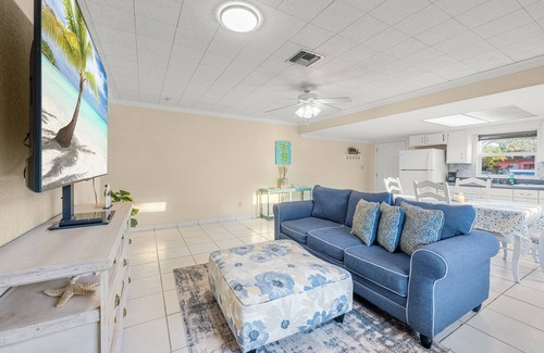 Fort Pierce House | Relax by the Waves: Stylish Beach Getaway with a Backyard Haven