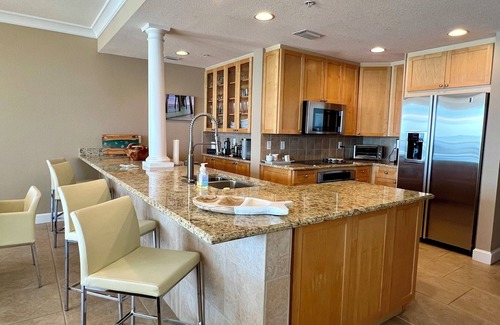 Pensacola Beach Condo | Relax/De-Stress/Renew at Beach Club Resort on the White Sands of Pensacola Beach