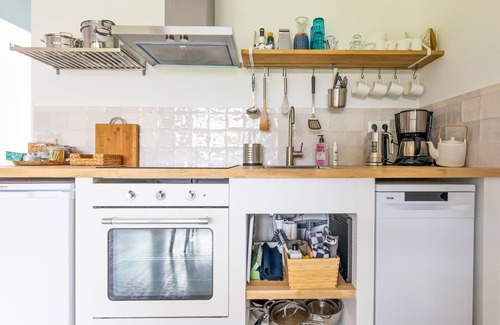 Municipality of Castricum Apartment | Relax & enjoy this nice appt and beautiful surroundings. Dune, beach, Amsterdam