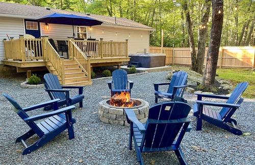 Locust Lake Village House | Relax & Enjoy This Renovated Home with a Hot Tub & Fire Pit