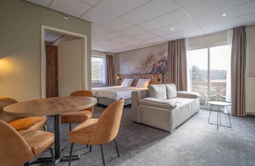 Zeegse Hotel | Relax & Explore: Near Drents Museum with Indoor Pool and National Park Access