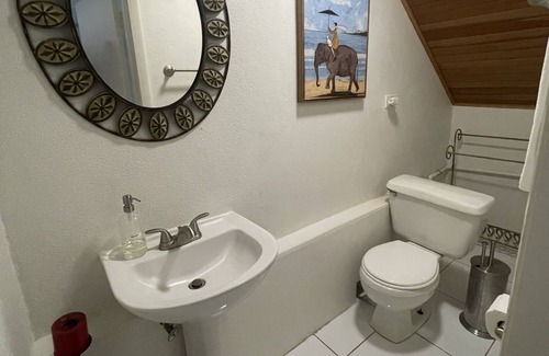 Westward Villas Subdivision House | Relax Home - Short walk to the beach and Baha Mar