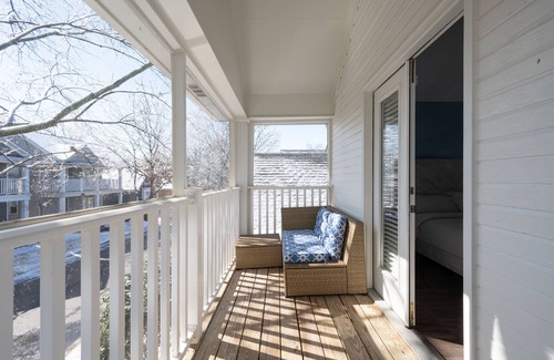 Memphis House | Relax in a Spacious 3 Bedroom + Office- Mud Island/Downtown