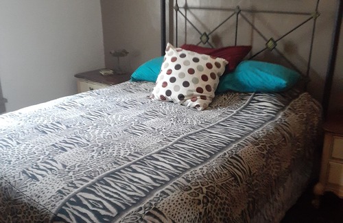 Trinidad House | RELAX IN A TRINIDAD ORIGINAL - Private UNIT & YARD//CLOSE TO EVERYTHING