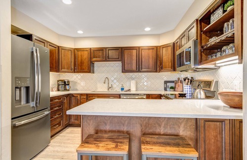 Warrior's Mark Condo | Relax in Breckenridge! Condo convenient to Skiing! Close to Downtown!