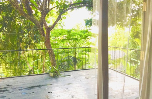 Thiranagama Apartment | Relax in nature at 'Mount Heaven Araliya'Comfort, privacy, and calm await!