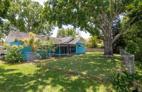 Vero Beach South Cottage | Relax in paradise at Bella Blue
