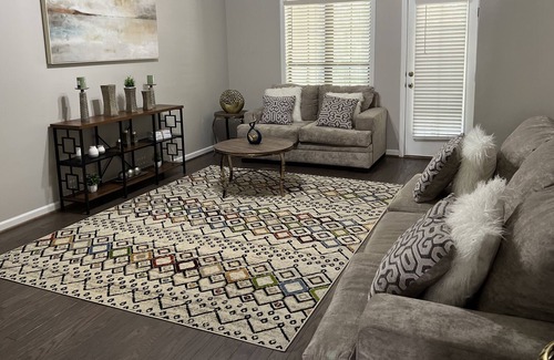 Hoover House | Relax in Perfect Getaway Home