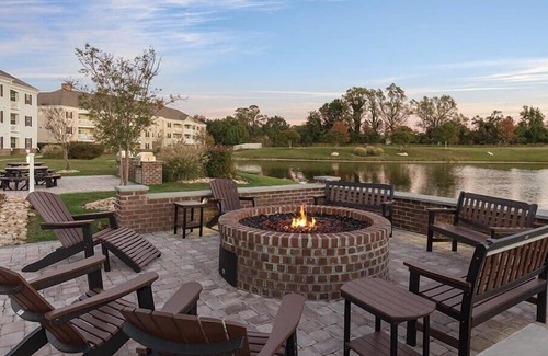 Williamsburg Condo | Relax in Style: 1BR Condo w/Balcony at Wyndham GG