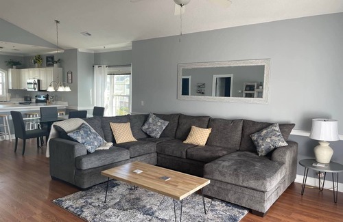 Central Myrtle Beach Condo | Relax in Style – Spacious 2BR Myrtle Beach Condo Near Everything
