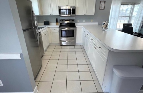 Central Myrtle Beach Condo | Relax in Style – Spacious 2BR Myrtle Beach Condo Near Everything