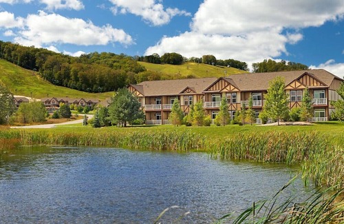 Boyne City Apartment | Relax in this 1BD resort condo after skiing at Boyne Mountain